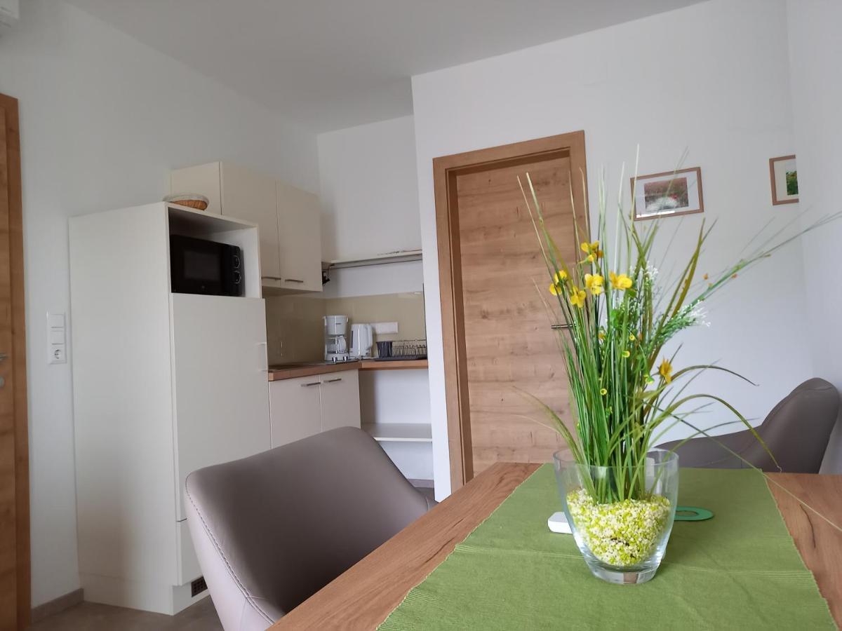Bed and Breakfast Weingut Gastehaus Palkowitsch Illmitz Exterior foto