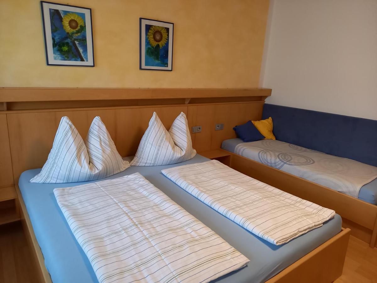Bed and Breakfast Weingut Gastehaus Palkowitsch Illmitz Exterior foto